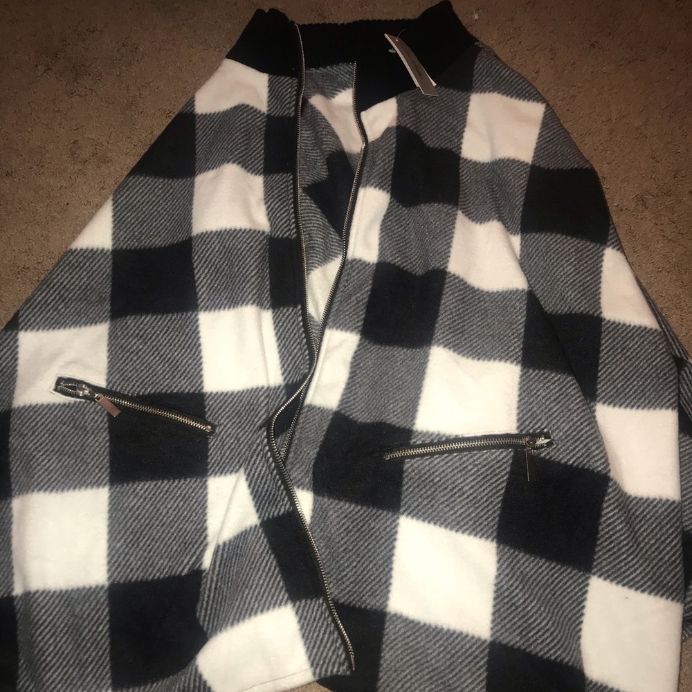 Black and White Shawl